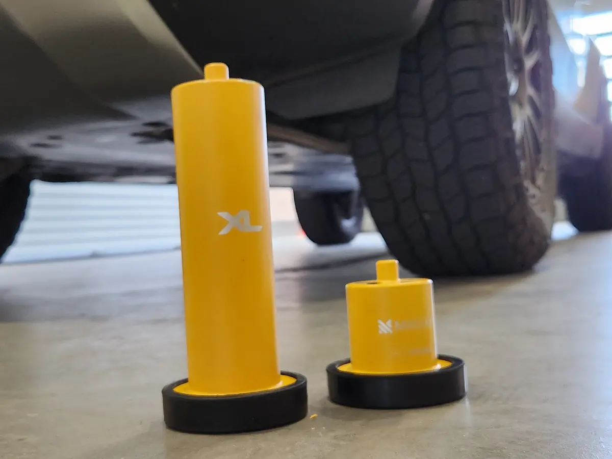 Xl Magnetic High Lift Jack Puck For Rivian R1t & R1s 1