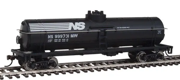 Tank Car - Ready To Run -- Norfolk Southern (Black, White) 1