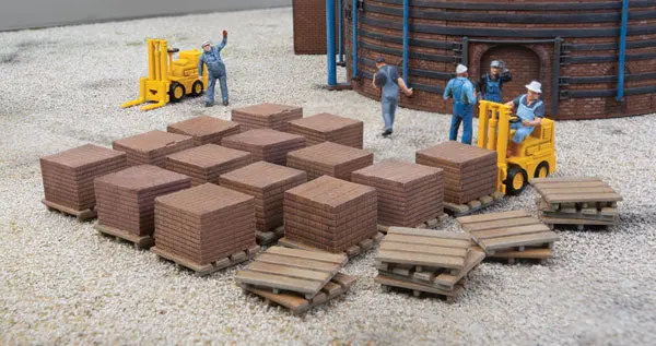 Walthers Brick Stacks    (933-4103) 1