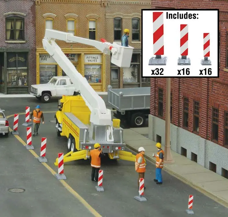 Construction Lane Markers -- Kit (White, Red Stripes)  (949-4169) 1