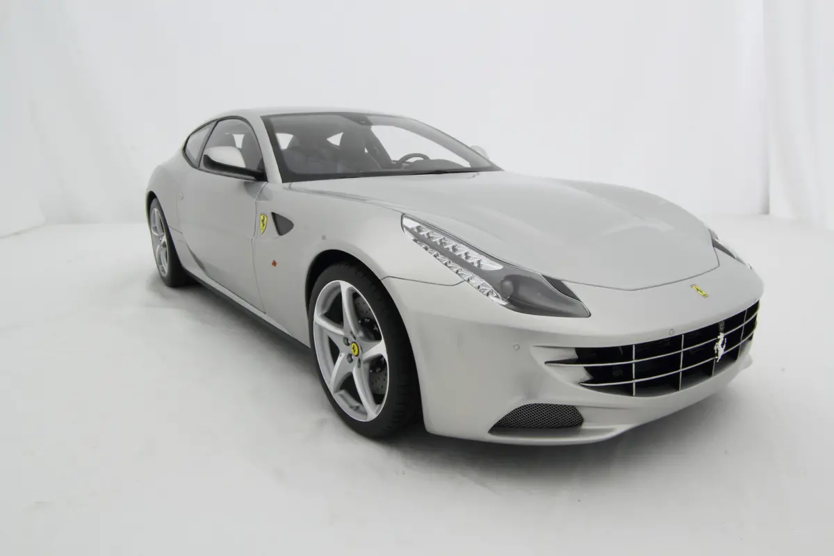 Ferrari Ff (2011) 1