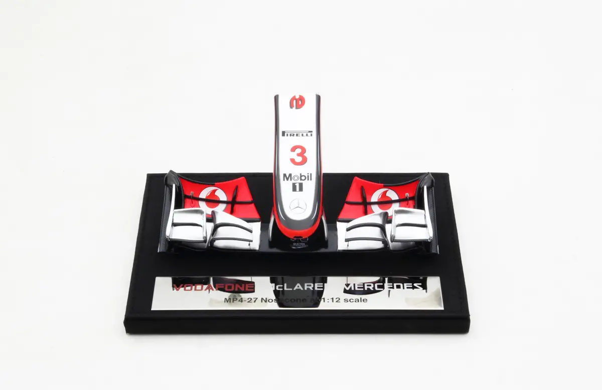 Mclaren Mp4-27 (2012) Nosecone - Button 1