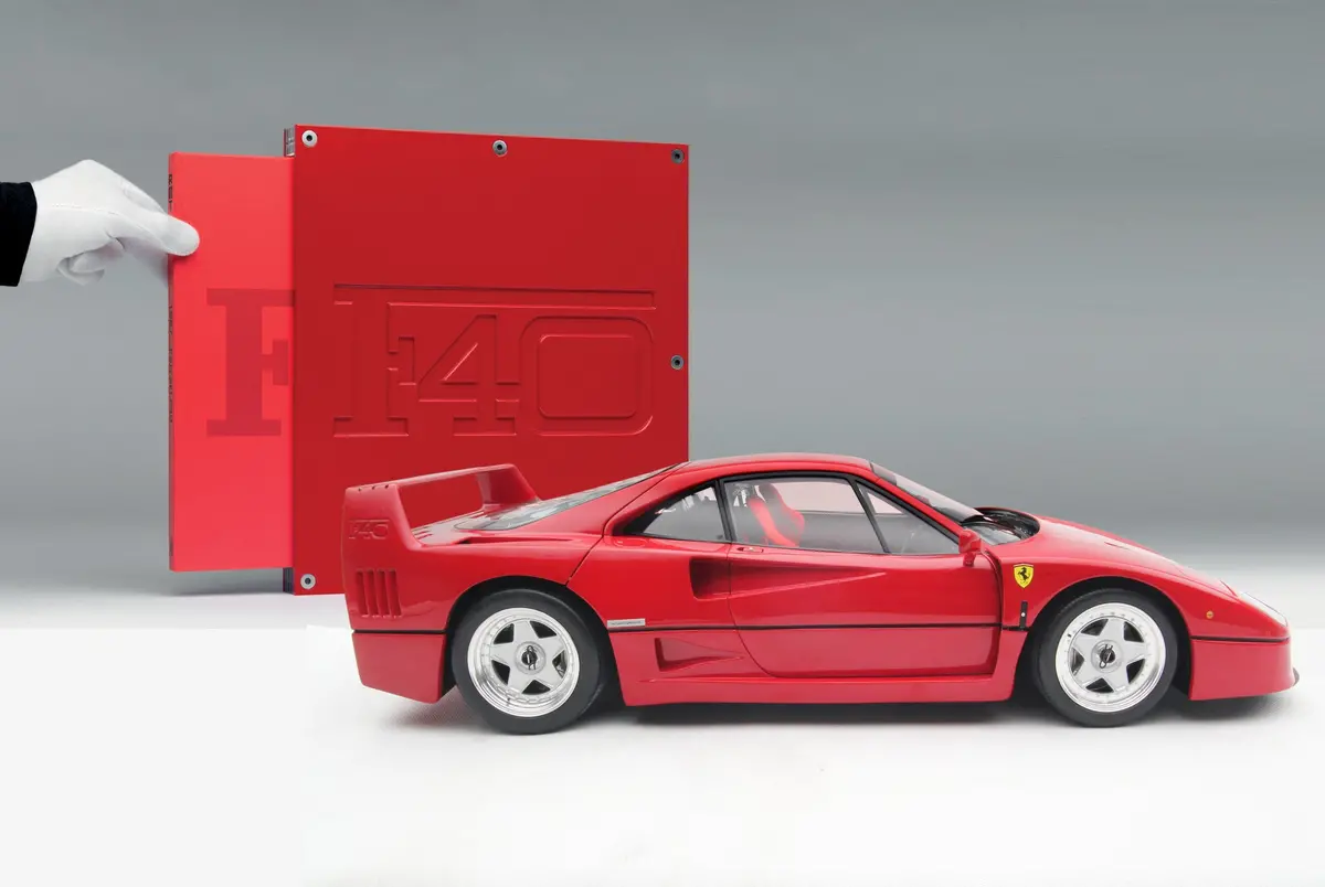 Ferrari F40 - Edition Of 5 With R&T Book 1