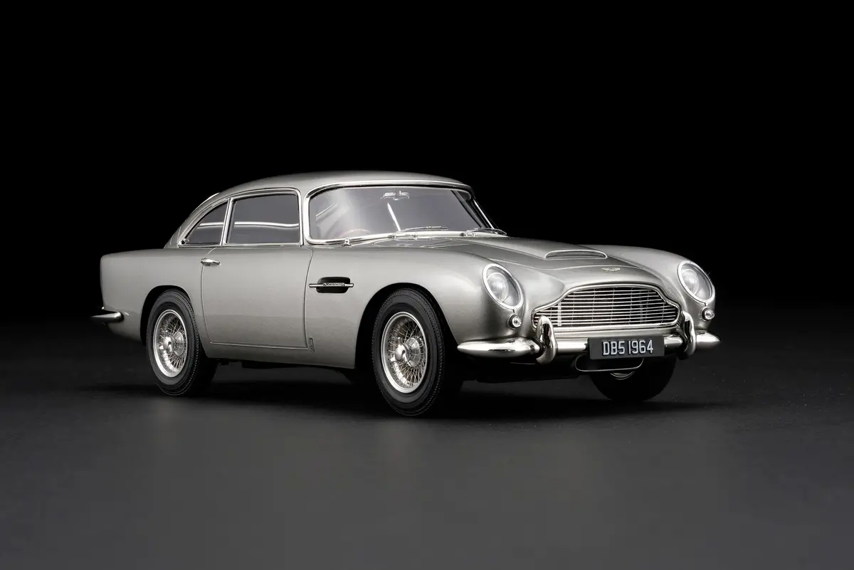 Aston Martin Db5 Vantage 1