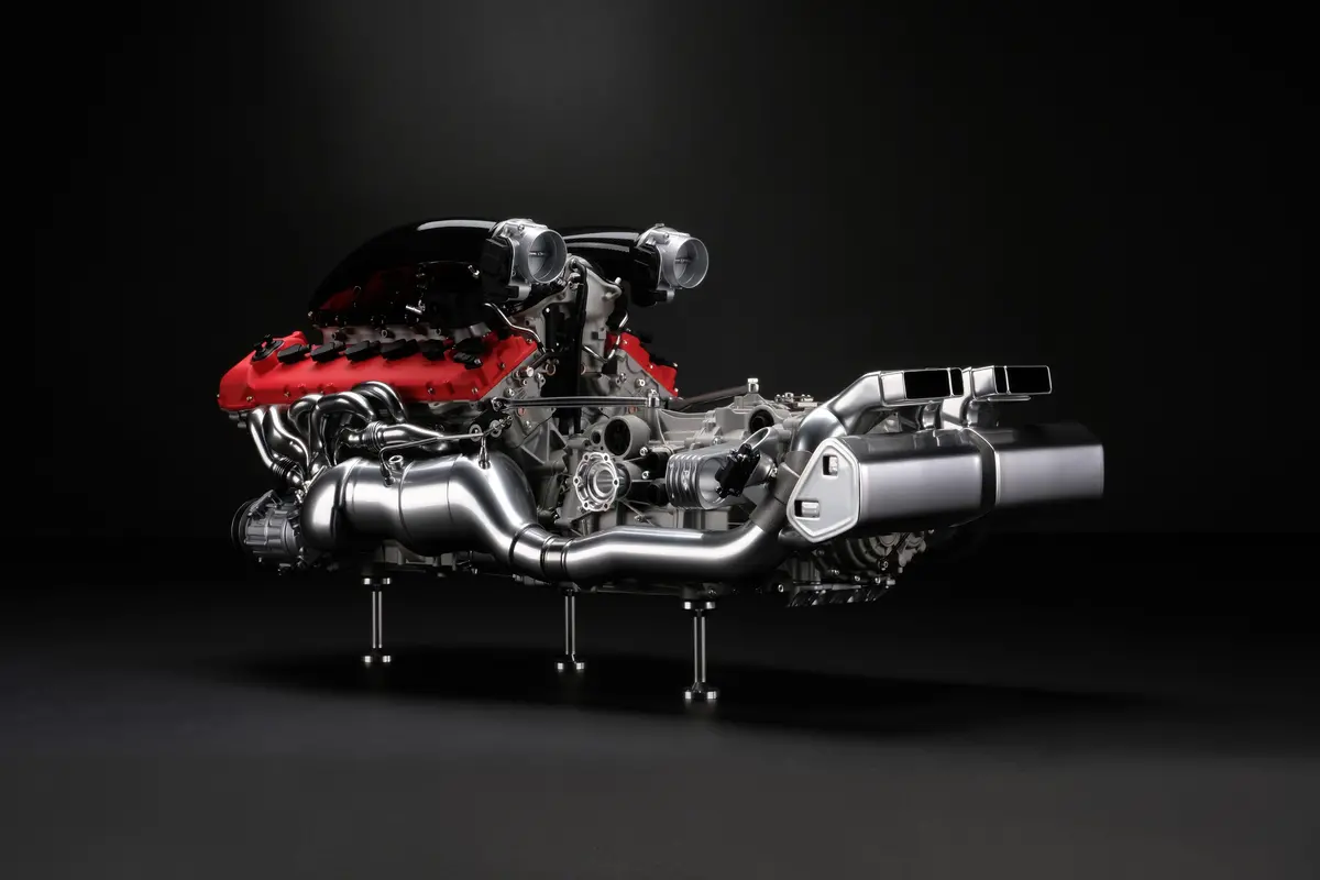 Ferrari Daytona Sp3 V12 F140hc Engine And Gearbox (2022) 1