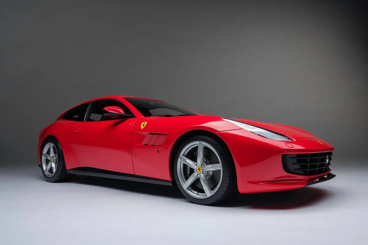 Ferrari Gtc4lusso (2016) 1
