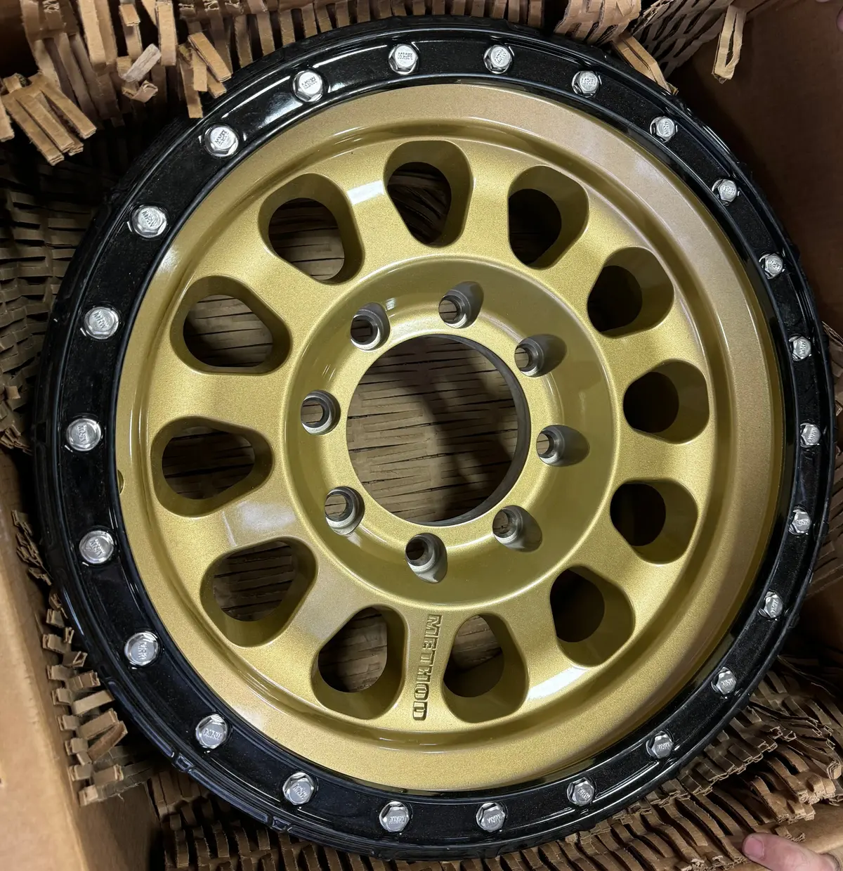 [Open Box] Method 315 Gold - 17X9, 8X170, -12 (Single Wheel) 1