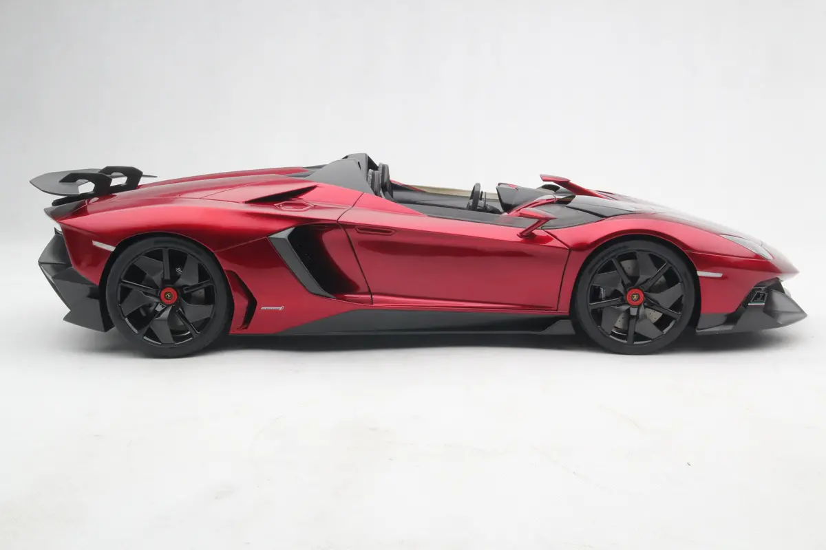 Lamborghini Aventador J (2012) 1