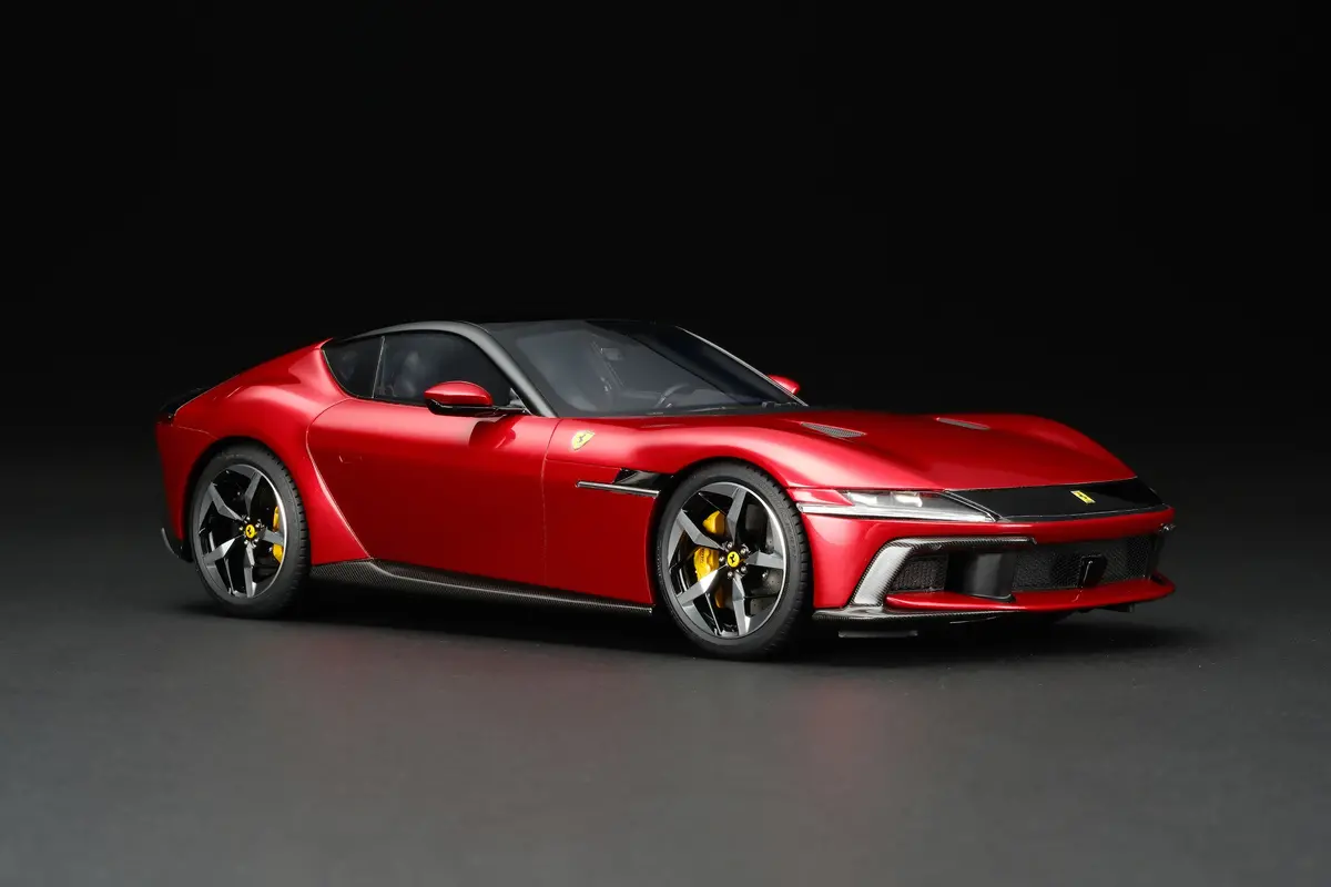 Ferrari 12Cilindri (2024) 1