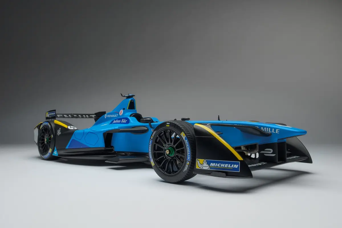 Renault E.Dams Z.E. 16 (2017) - Gen1 Season 3 1
