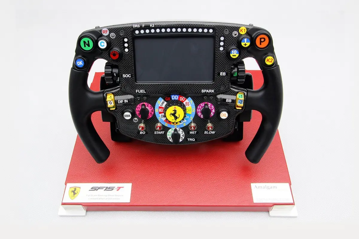 Ferrari Sf15-T Steering Wheel (2015) 1