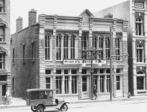 Walthers Miners Union Hall - False Front (460-1702) 1