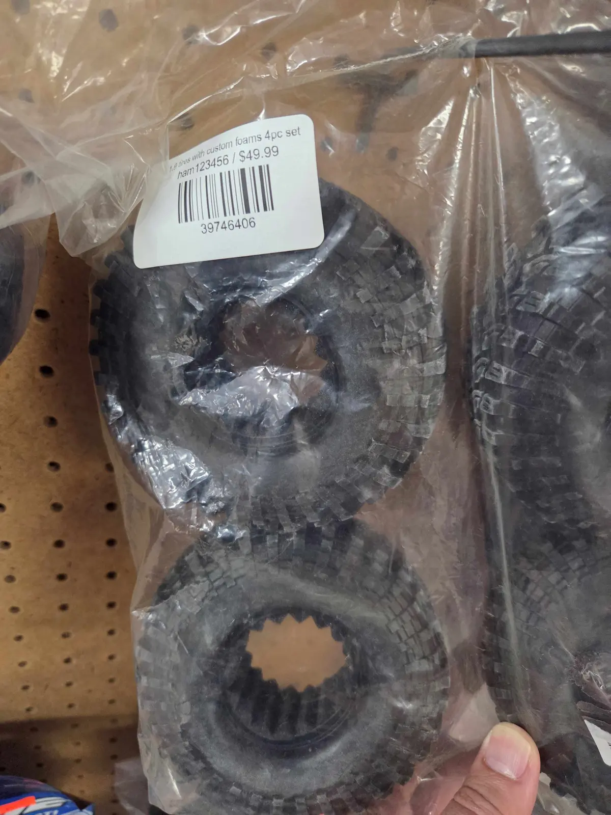 Hamilton Hobbies 1.9 Tires With Custom Foams 4Pc Set  (Ham123456) 1