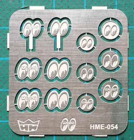 Highlight 1/24-1/25 Mooneyes Bumper Emblems (Various Designs) (Hmo54) 1