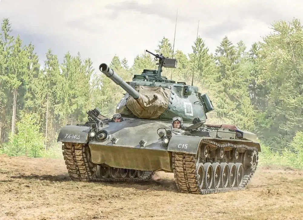 Italeri 1/35 M47 Patton Tank   (Ita6763) 1